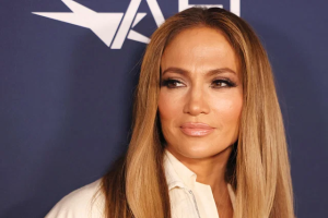 Jennifer Lopez to boost Harris at glitzy Las Vegas event